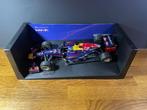 Sebastian Vettel Minichamps 1:18 Red Bull RB9 2013 Showcar, Hobby en Vrije tijd, Modelauto's | 1:18, Ophalen of Verzenden, Zo goed als nieuw