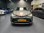 Toyota Avensis Touring Sports 1.8 VVT-i Pro LED CAMERA NAVI, Voorwielaandrijving, 65 €/maand, 4 cilinders, Bruin