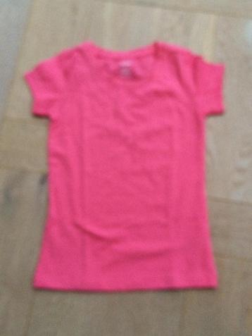 Nieuw effen lichtroze shirt van hema maat 110/116 beschikbaar voor biedingen