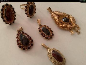 Antieke Gouden Kettinghanger sieraden edelstenen, 14/18 kar beschikbaar voor biedingen