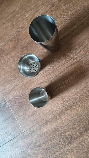 Cocktailshaker RVS beschikbaar voor biedingen