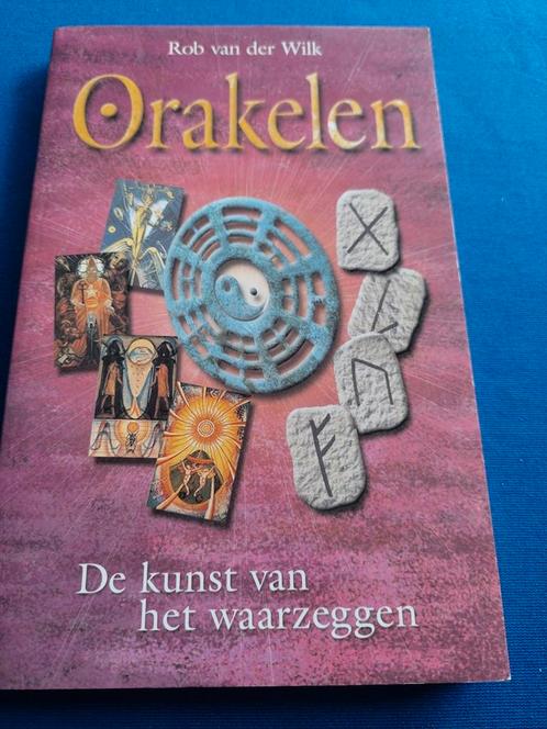 Orakelen, Boeken, Esoterie en Spiritualiteit, Zo goed als nieuw, Ophalen of Verzenden