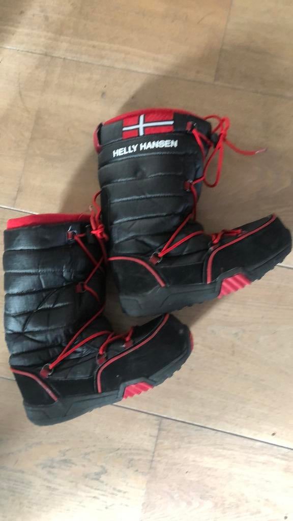 Snowboots maat 37 Helly Hansen, Ophalen of Verzenden, 100 tot 140 cm, Snowboots, Overige merken
