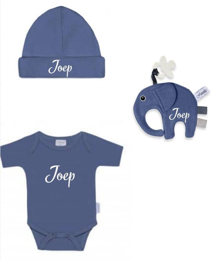 Kraamcadeau romper, muts en speendoek met naam, Kinderen en Baby's, Overige Kinderen en Baby's, Nieuw, Ophalen of Verzenden