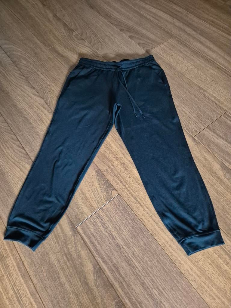 Lululemon broek maat 8, Ophalen of Verzenden, Zo goed als nieuw, Zwart, Lang