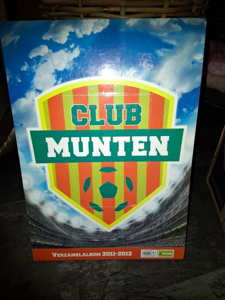 Club Munten Verzamelalbum 2011-2012 Eredivisie, Ophalen of Verzenden, Gebruikt, Overige binnenlandse clubs, Boek of Tijdschrift