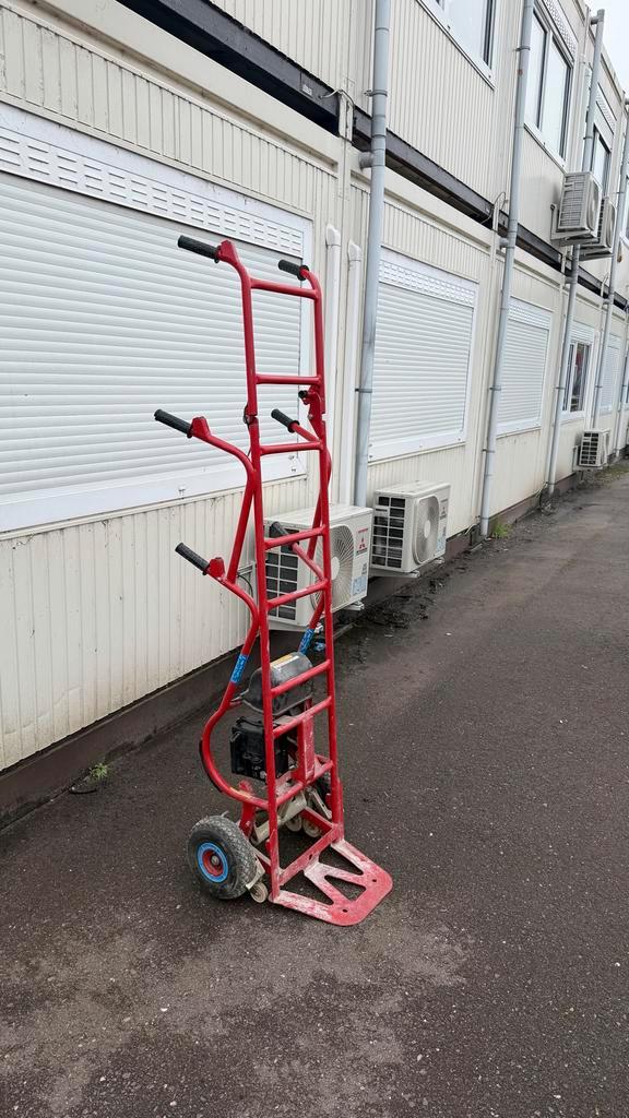 Te koop elektrische traploper/tilhulp, Diversen, Trapliften, Gebruikt, Met bocht, Ophalen