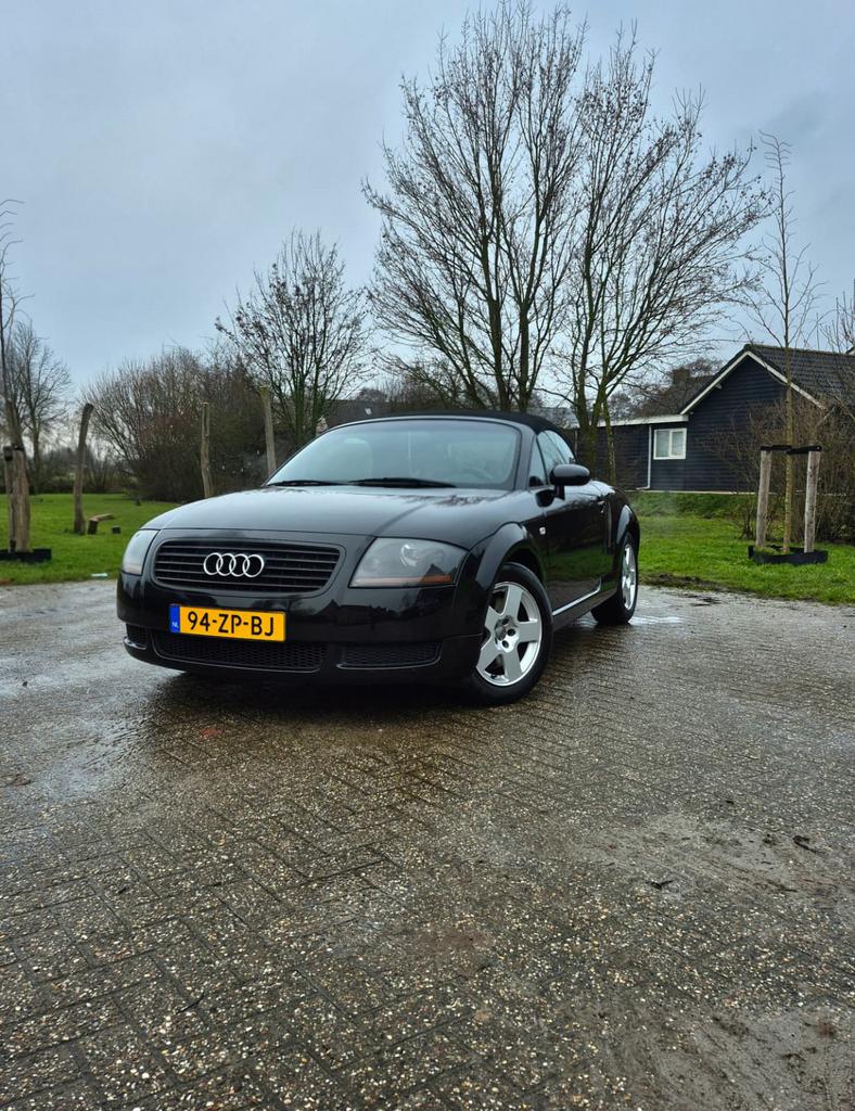 Audi TT 2000 cabrio zwart, Auto's, TT, Zwart, Cabriolet, 179 pk