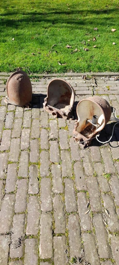 Antieke gietijzeren koeiendrinkbakken - set van 3, Ophalen