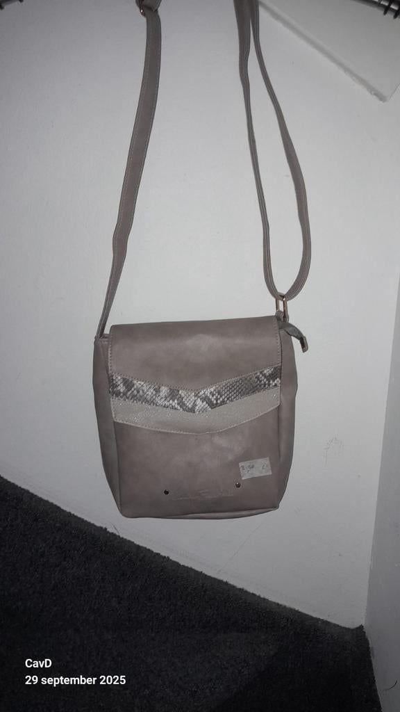 Nieuwe Carla Faustina beige schoudertas, Ophalen of Verzenden, Nieuw, Beige, Overige merken