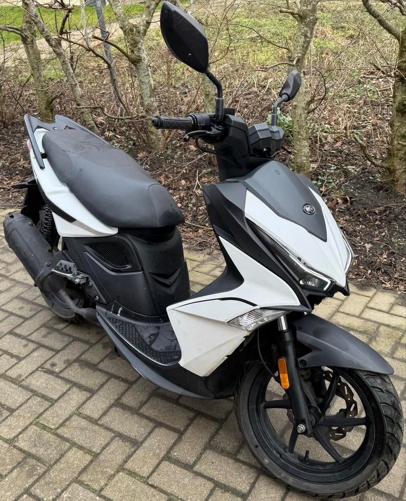 Mooie Kymco Super 8 Scooter., Fietsen en Brommers, Ophalen, Zo goed als nieuw, Benzine, Super 8