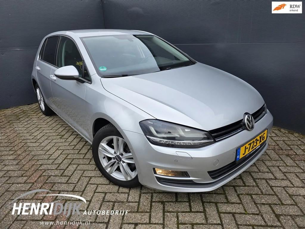 Volkswagen Golf 1.2 TSI Comfortline Camera / Xe € 8.750,00, Gebruikt, 4 cilinders, 610 kg, 49 €/maand