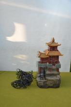 Oosters / Chinees waterornament huis met waterrad met licht, Ophalen of Verzenden, Gebruikt, Overige materialen, Waterornament