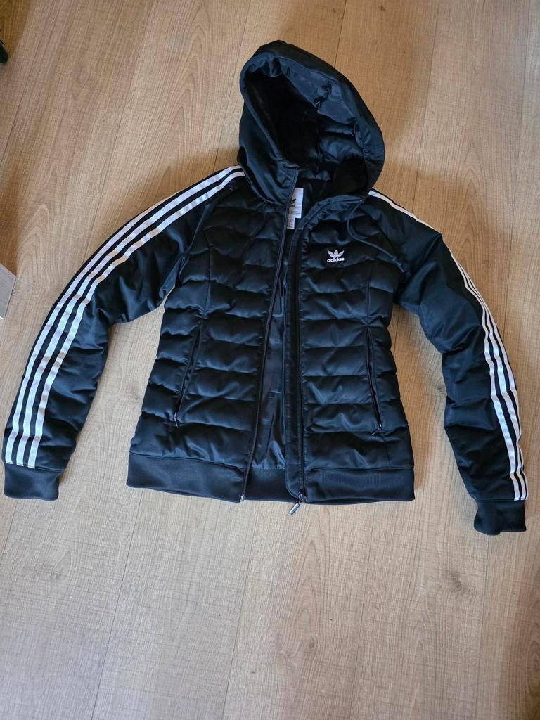 Adidas tussen jas maat xs, Ophalen, Zo goed als nieuw, Maat 34 (XS) of kleiner, Jack