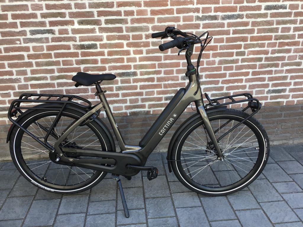 Nieuwe Cortina E- Common Family, Niet ingevuld, Nieuw, Cortina, 51 tot 55 cm