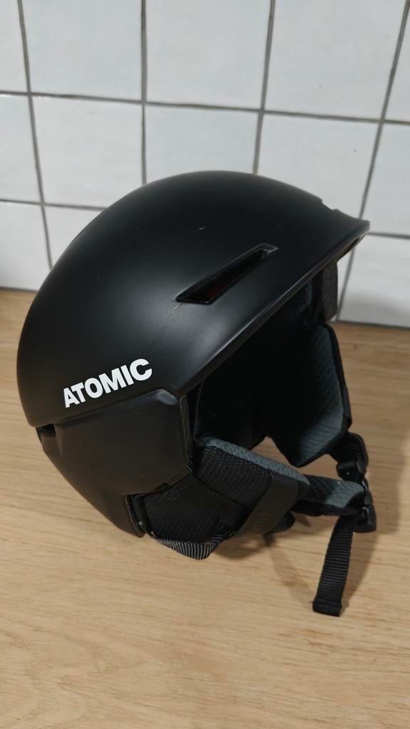 Atomic kinder skihelm S 51-55cm zwart, Ophalen of Verzenden, Zo goed als nieuw, Atomic