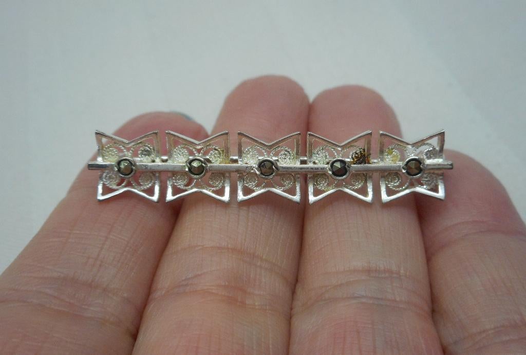 Zilveren vintage broche met markasiet nr.1066, 4 tot 7 cm, Verzenden, Zo goed als nieuw, Zilver