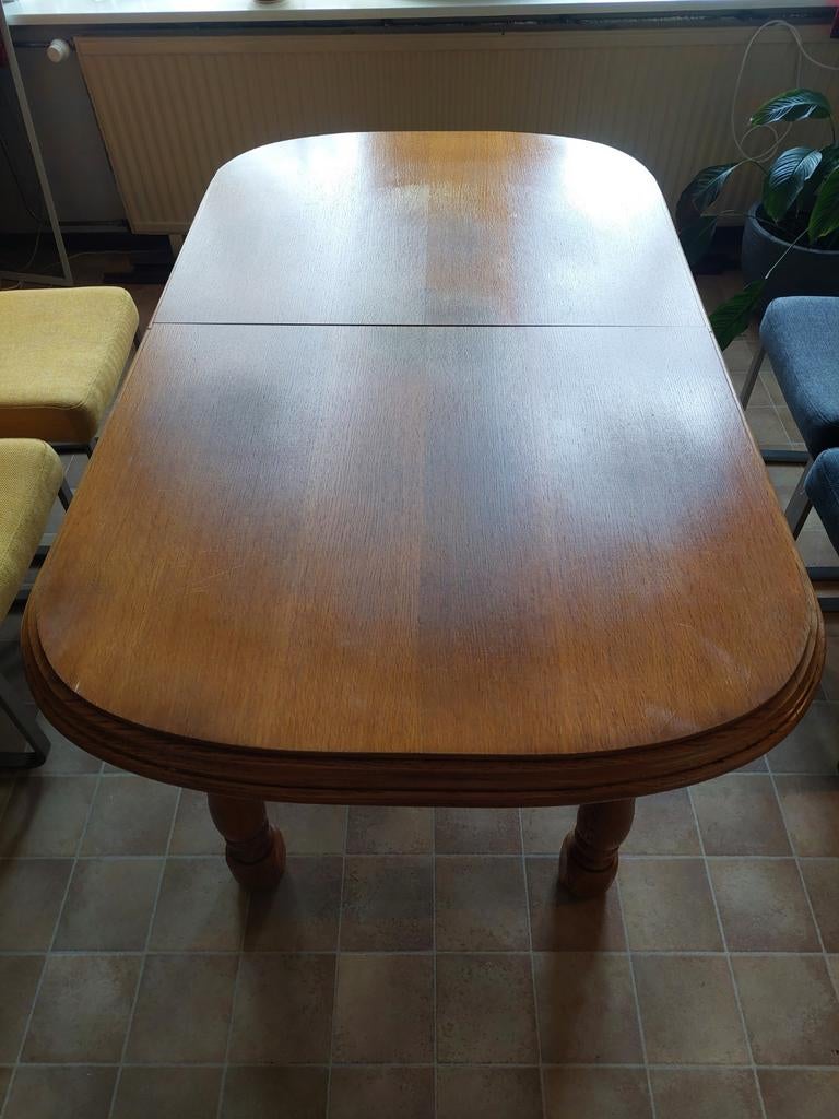 Uitschuifbare eiken houten eettafel, Ophalen