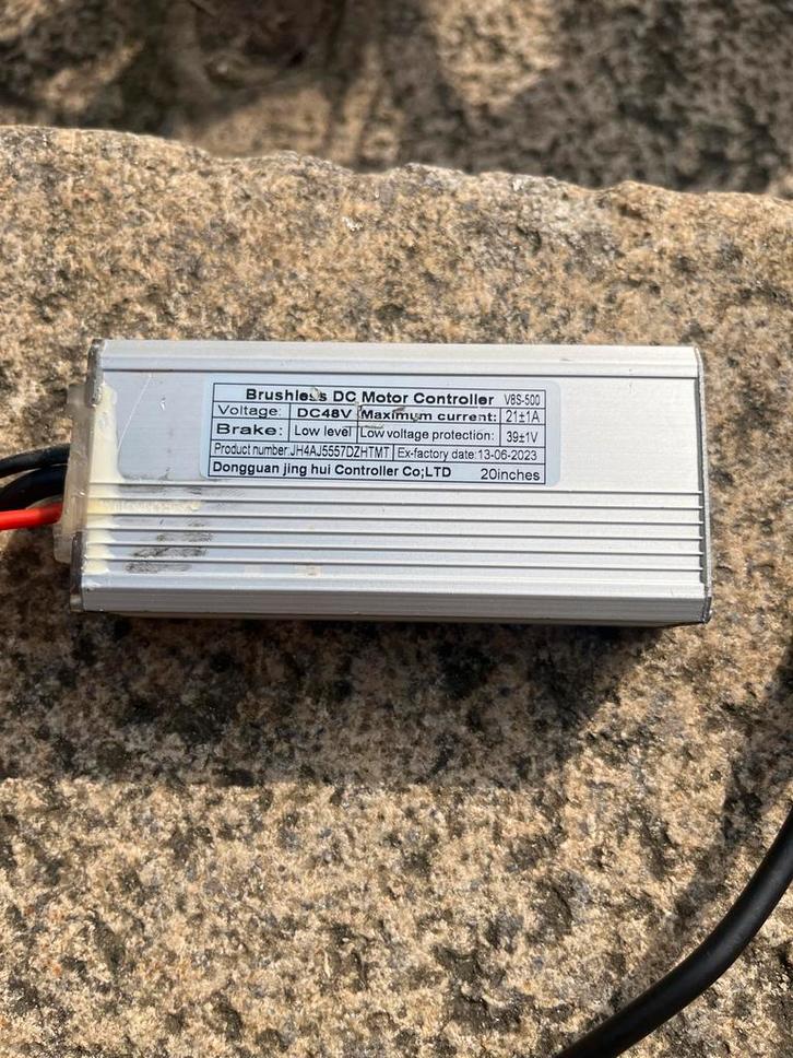 Brushless DC Motor Controller V8S-500 - 48V 21A, Fietsen en Brommers, Fietsaccessoires | Fietsaccu's, Nieuw, Ophalen of Verzenden