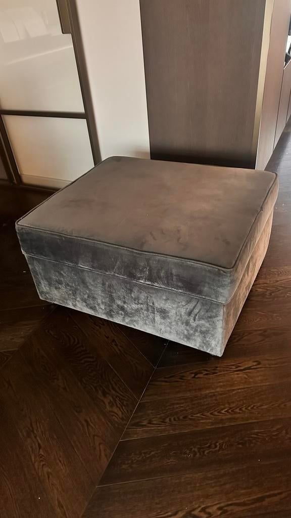 Grijze poef, Huis en Inrichting, Banken | Voetenbanken en Poefen, Ophalen, 75 tot 100 cm, Zo goed als nieuw, Stof