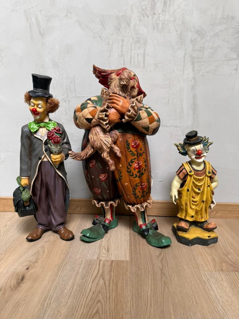 3x clown beeld figuur 1995 1997 Jun Asilo, Verzamelen, Beelden en Beeldjes, Ophalen of Verzenden, Zo goed als nieuw, Mens