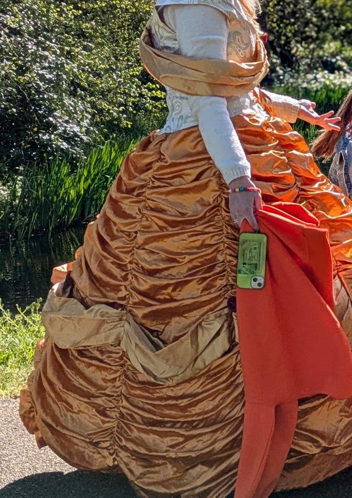 Prinses Belle en het beest jurk koningsdag prinsessenjurk, Maat 46/48 (XL) of groter, Zo goed als nieuw, Kleding, Oranje of Koningsdag