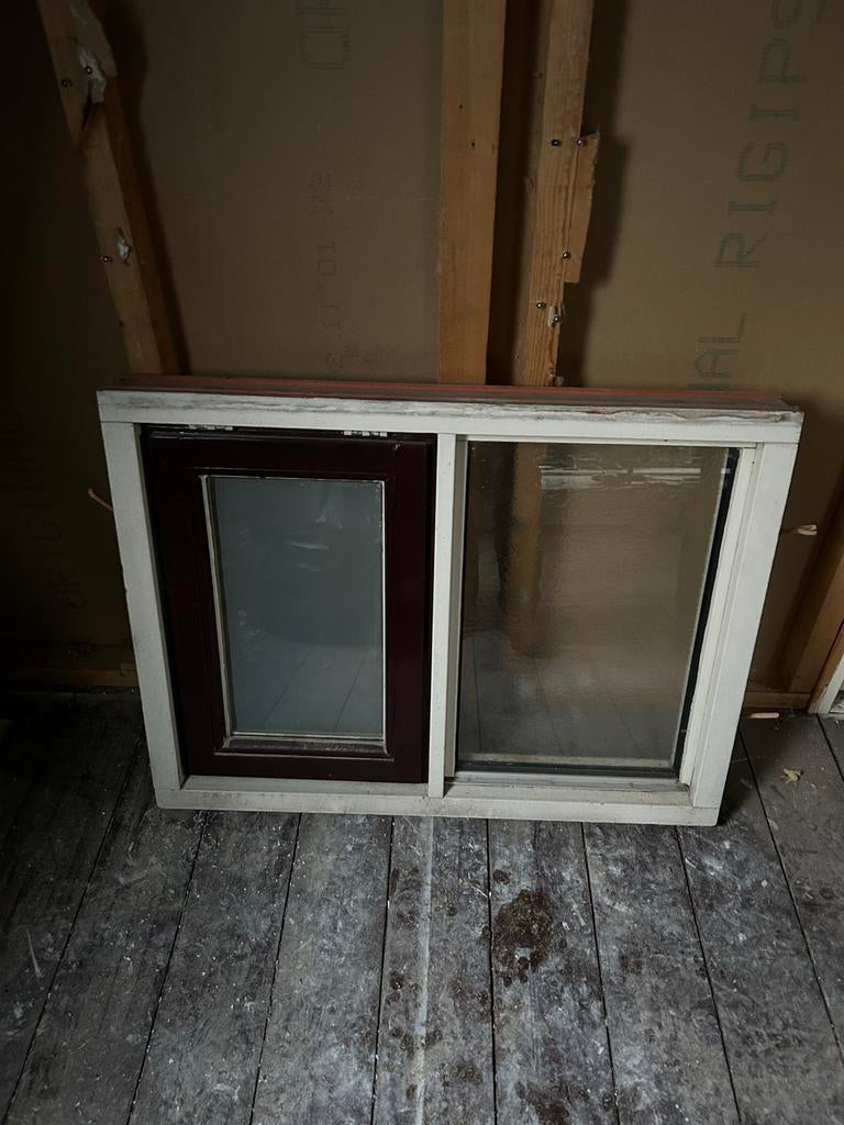 Hardhouten kozijn met kiep- en vast raam, dubbelglas, Doe-het-zelf en Verbouw, Glas en Ramen, Ophalen, Gevelraam of Ruit, Gebruikt