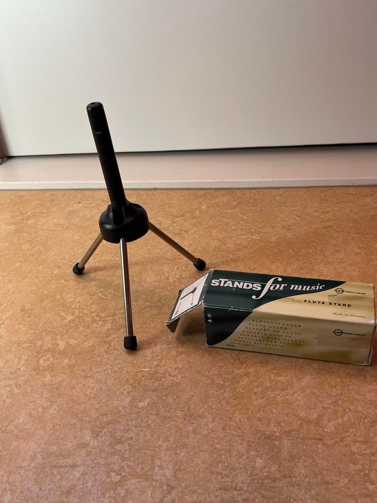 K&M Fluitstandaard - Compact en Stevig, Muziek en Instrumenten, Standaards, Ophalen, Zo goed als nieuw, Instrumentstandaard, Dwarsfluit