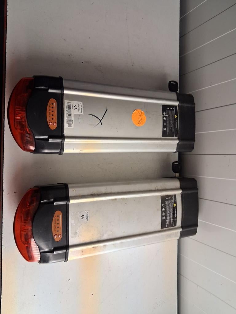 2 stuks defecte fiets accu's Vogue Yoku YK3610ZCRL2, Yoku, Www.Yoku.nl, Ophalen of Verzenden, Pyter jurjensstrjitte stiens