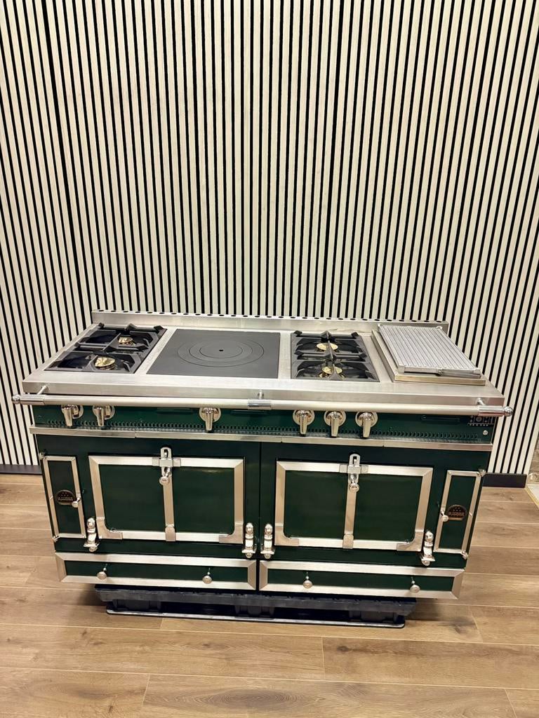 Luxe Fornuis La Cornue Chateau Groen 5 pits + Grill 150 cm, Fornello Esperta, Grill, Ophalen of Verzenden, Zo goed als nieuw