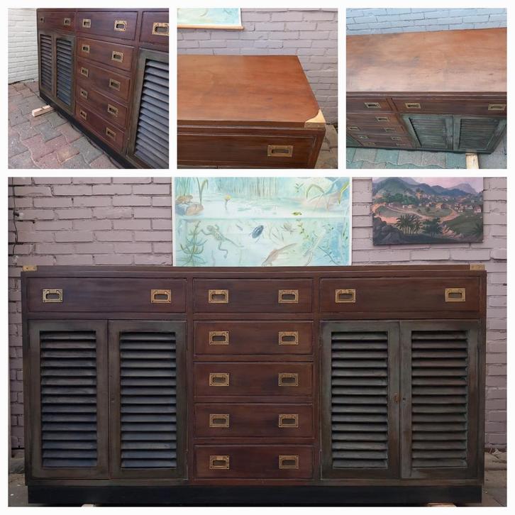 Uniek sleets dressoir, messing handgrepen., Huis en Inrichting, Kasten | Dressoirs, Zo goed als nieuw, 150 tot 200 cm, 25 tot 50 cm