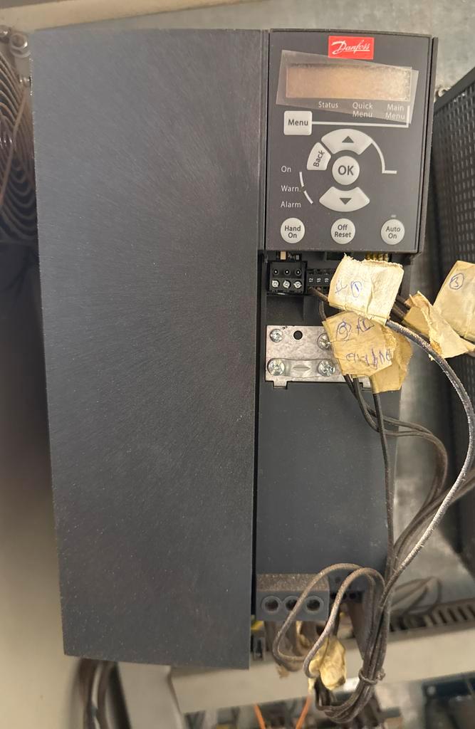 Danfoss VLT Micro Drive frequentieregelaar FC-401P18K, Doe-het-zelf en Verbouw, Gereedschap | Machine-onderdelen en Toebehoren