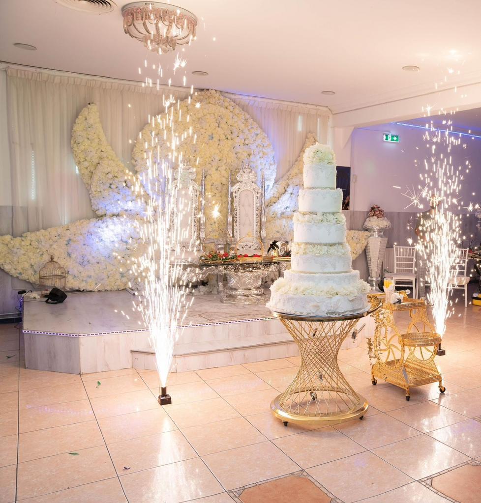 Te koop bruidstaarten, Ophalen of Verzenden, Zo goed als nieuw