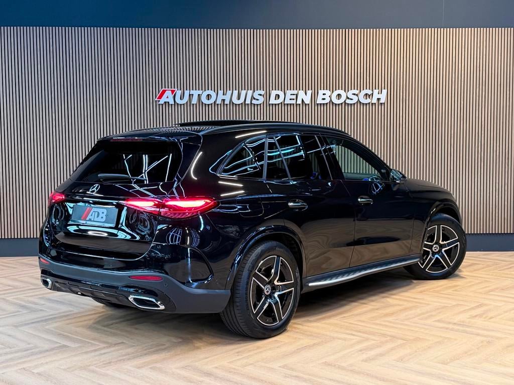 Mercedes-Benz GLC-klasse 400e 4MATIC AMG Line 381PK - Pano, Auto's, Mercedes-Benz, Automaat, Gebruikt, Zwart, Plug-in hybride
