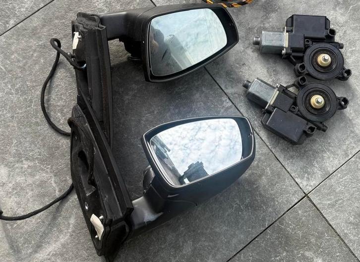 Polo 6R/6C Buitenspiegels (excl. spiegelkappen), Auto-onderdelen, Spiegels, Volkswagen, Gebruikt, Ophalen
