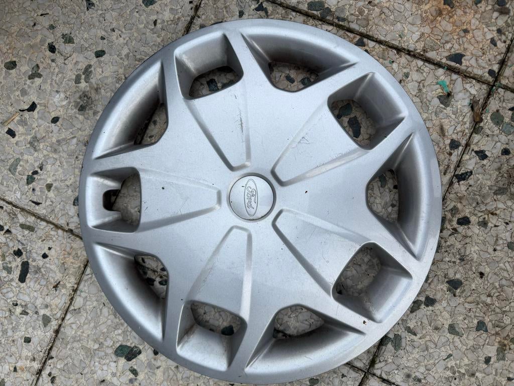 Ford wieldop, Ophalen, Gebruikt