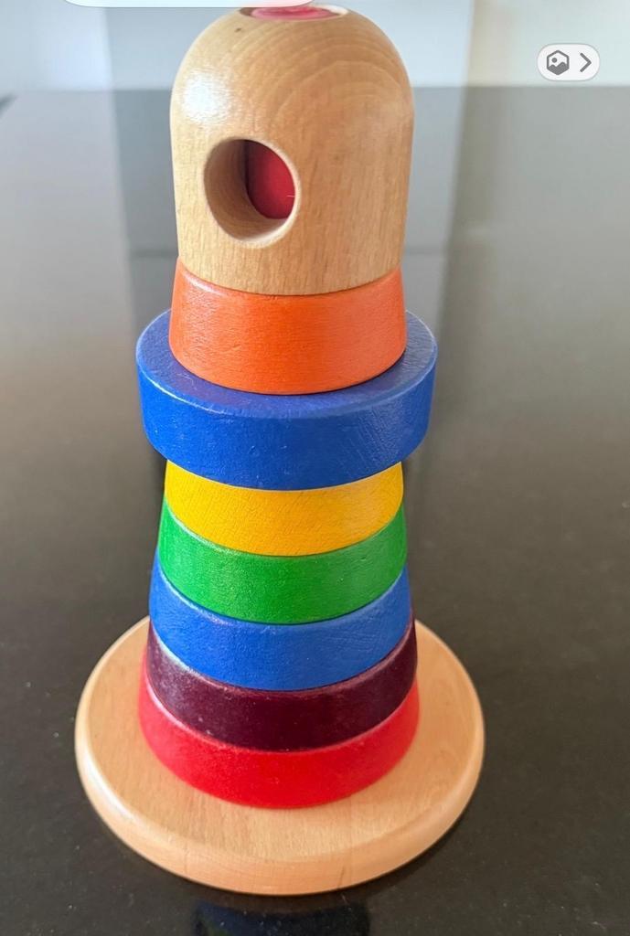 Houten stapeltoren met ringen en huisjes blokken, Kinderen en Baby's, Speelgoed | Houten speelgoed, Gebruikt, Overige typen, Ophalen of Verzenden
