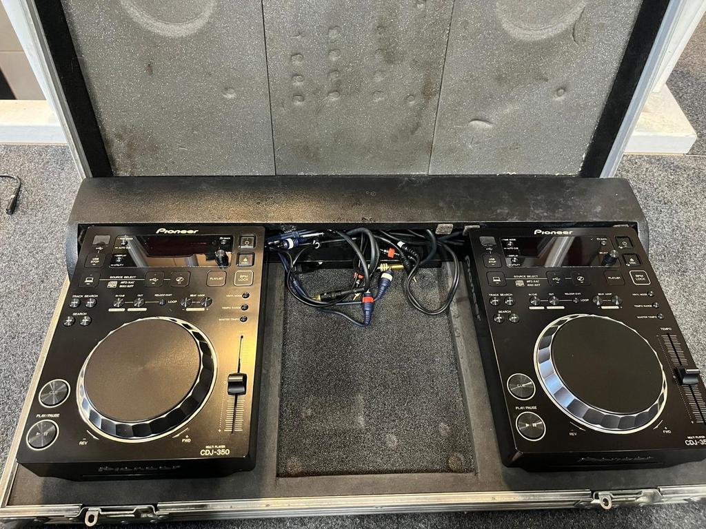 Pioneer CDJ-350 DJ-set in flightcase, Muziek en Instrumenten, Dj-sets en Draaitafels, Ophalen of Verzenden, Gebruikt, Dj-set, Pioneer