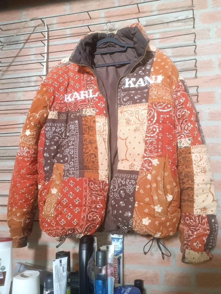 Karl Kani Jasje - Patchwork & Effen Bruin, Bruin, Maat 56/58 (XL), Ophalen of Verzenden, Gedragen