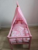 Poppen bedje compleet met pop, Kinderen en Baby's, Speelgoed | Poppen, Ophalen of Verzenden, Zo goed als nieuw, Overige typen