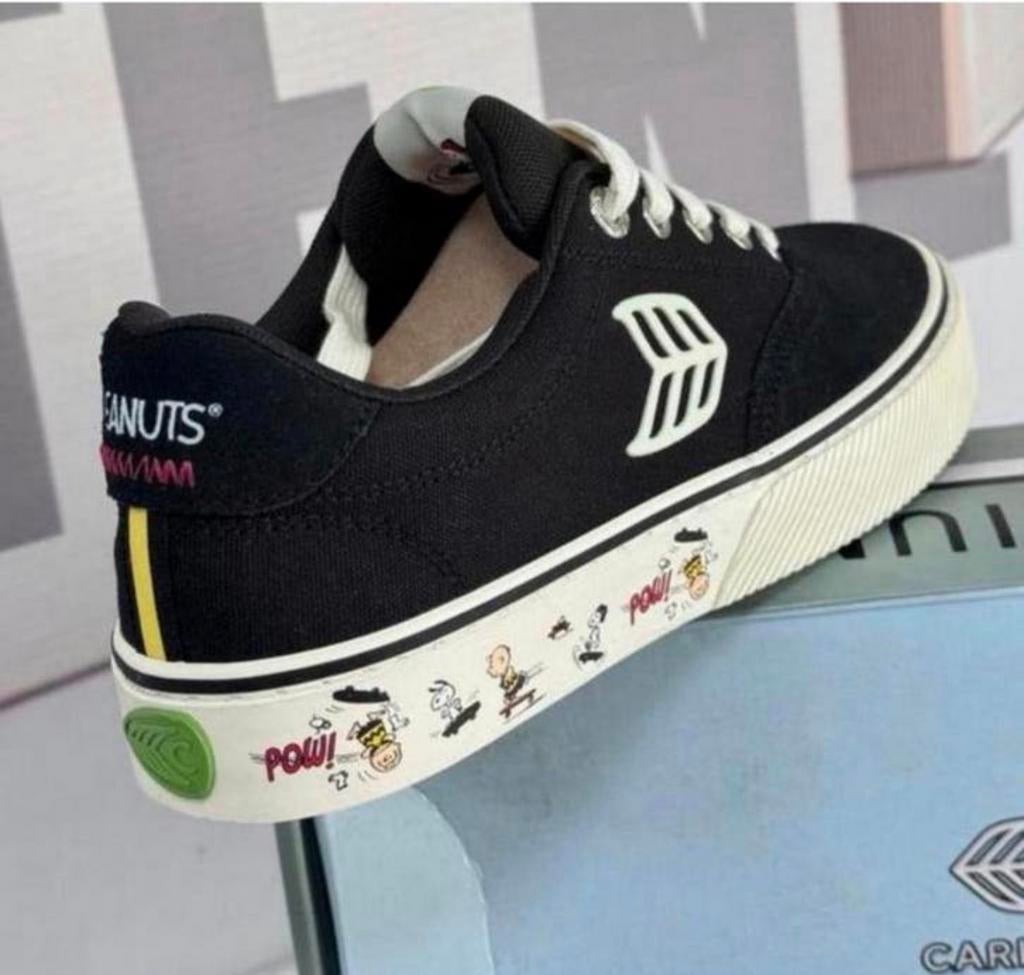 Cariuma peanuts pro SNOOPY Skate black suede canvas ivory 39, Zwart, Nieuw, Ophalen of Verzenden, Sneakers of Gympen