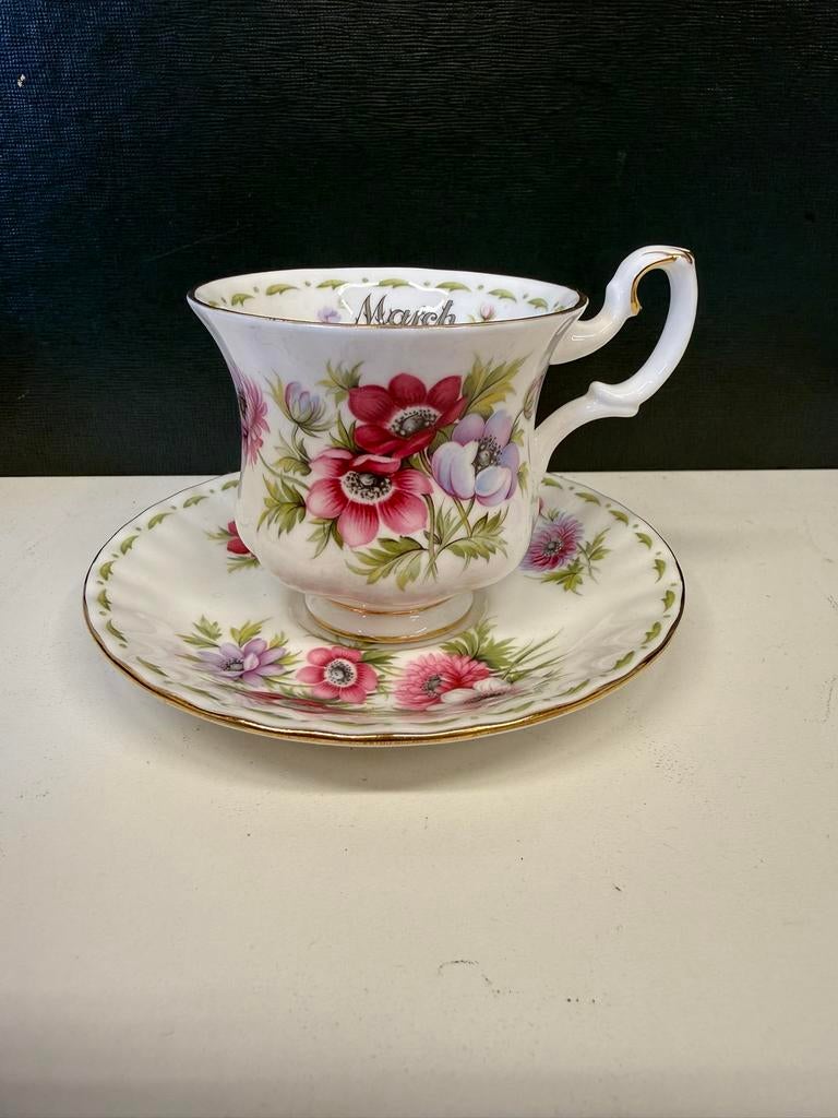 Royal Albert flower of the month / Maart, Verzamelen, Porselein, Kristal en Bestek, Kop en/of schotel, Onbekend, Ophalen of Verzenden