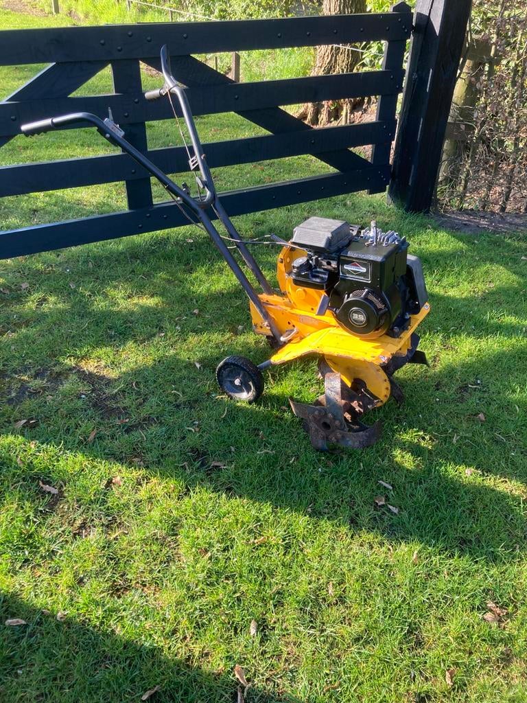 Stiga Tuinfrees, Tuin en Terras, Hand-tuingereedschap, Ophalen, Zo goed als nieuw