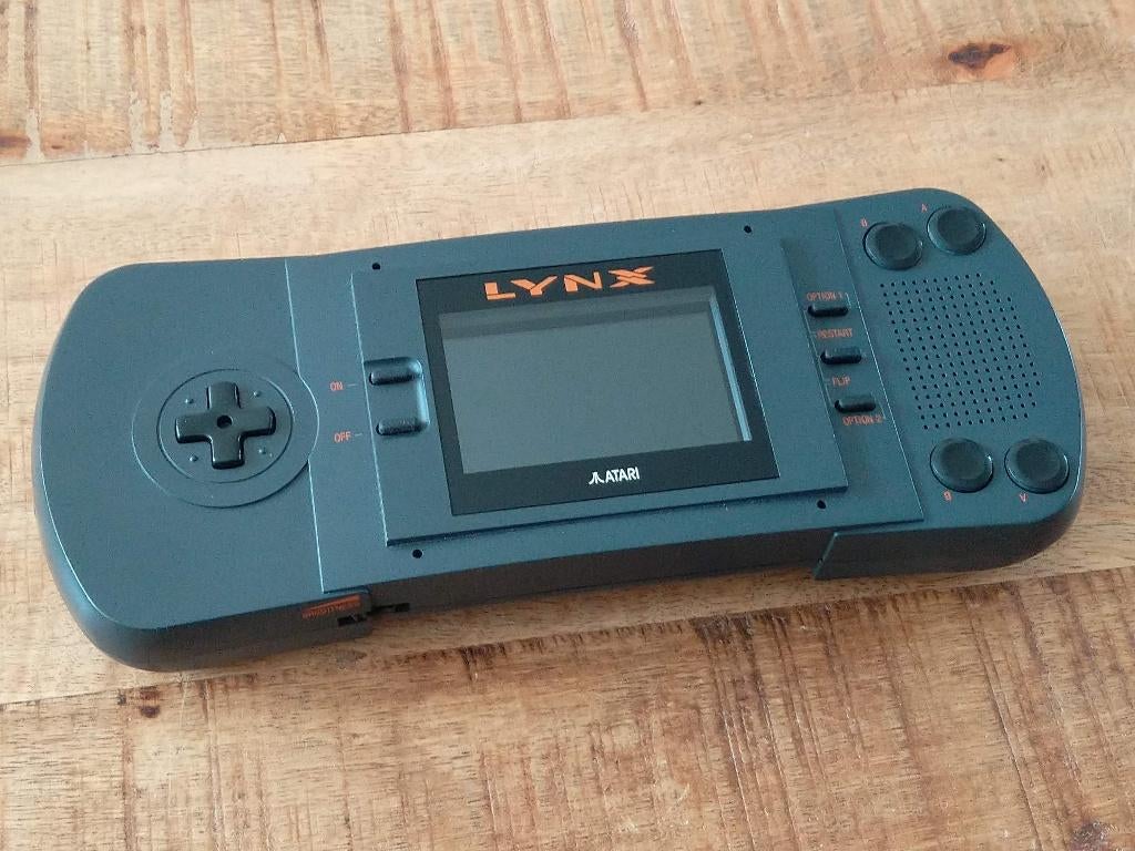 Atari Lynx mk1 recapped + power revisie, Met games, Refurbished, Ophalen of Verzenden, Zonder controller