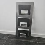 Metalen Wandrek tijdschriften IKEA SPONTAN, Huis en Inrichting, Woonaccessoires | Krantenbakken en Lectuurbakken, Ophalen of Verzenden