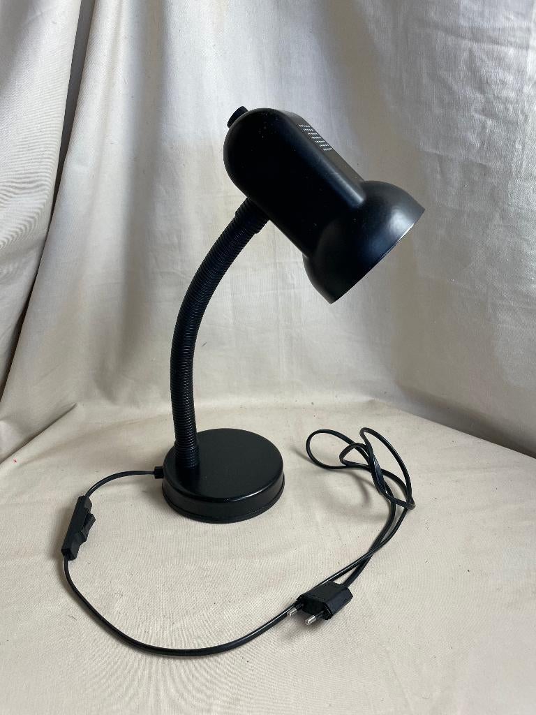 Zwart metalen bureaulamp Herda Veneta Lumi, Gebruikt, Jaren 80, Ophalen of Verzenden, Minder dan 50 cm