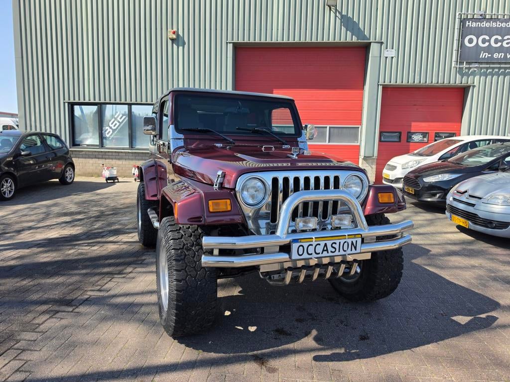 Jeep Wrangler TJ 4.0 6-cilinder Automaat 4x4 Sahara, Auto's, 4 stoelen, Vierwielaandrijving, Dealer onderhouden, Wrangler