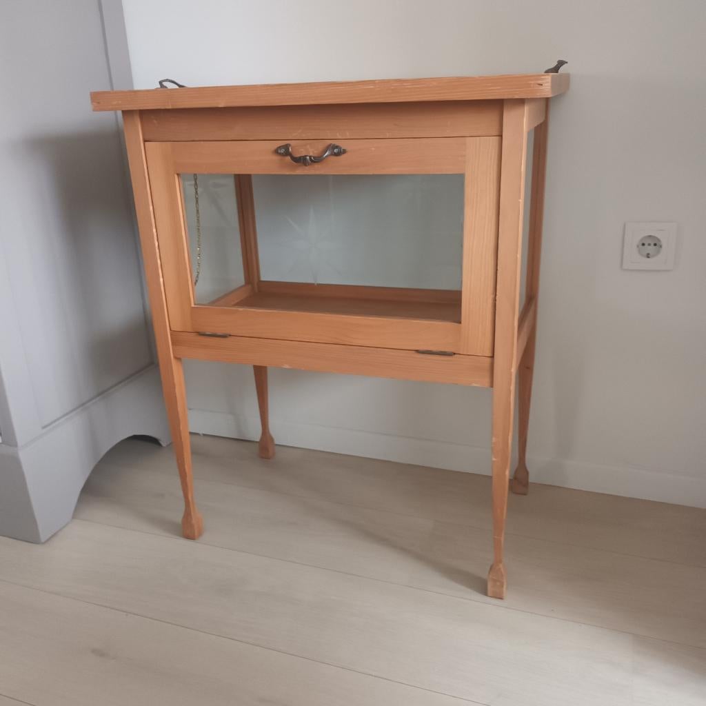 Sfeervol theemeubel, Ophalen