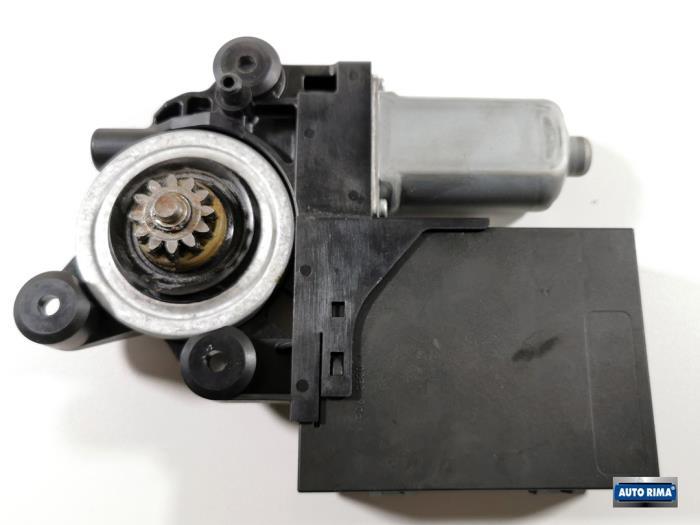 Raammotor Portier van een Volvo C30, Gebruikt, -, -, Ophalen of Verzenden