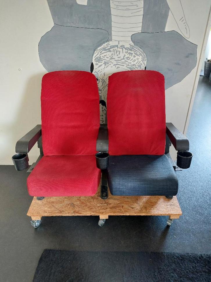 Bioscoopstoelen, Huis en Inrichting, Stoelen, Gebruikt, Twee, Hout, Kunststof, Metaal, Stof, Ophalen